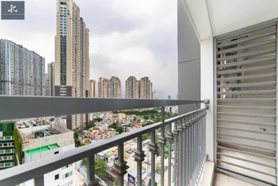 Apartment mit zwei Schlafzimmern und Balkon — Landmark 81 Signature Luxury Residence